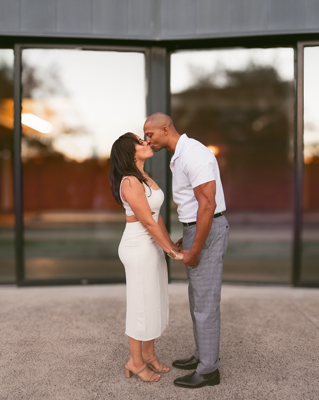 Tony & Glyselle couple's photo shoot by Pivot Port